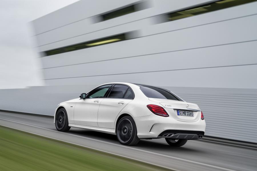  Mercedes-Benz C450 AMG Sport 2015 года  (фото 10 из 31)